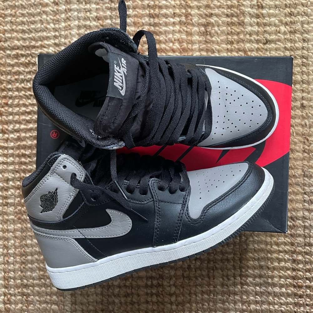 Air Jordan 1 Retro High OG “Shadow”